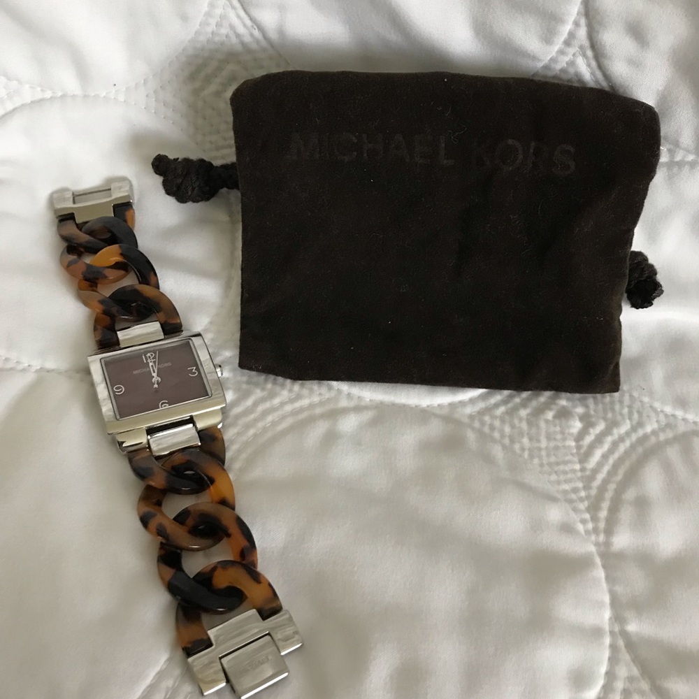 MK watch
